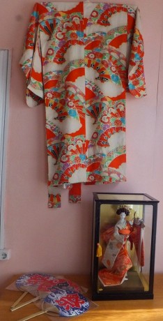 Праздничное кимоно для девочки