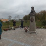 Памятник Архимандриту Антонину Карустину