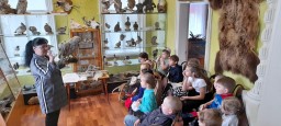 Экскурсия на выставку "Птичьи трели" Ильинская школа